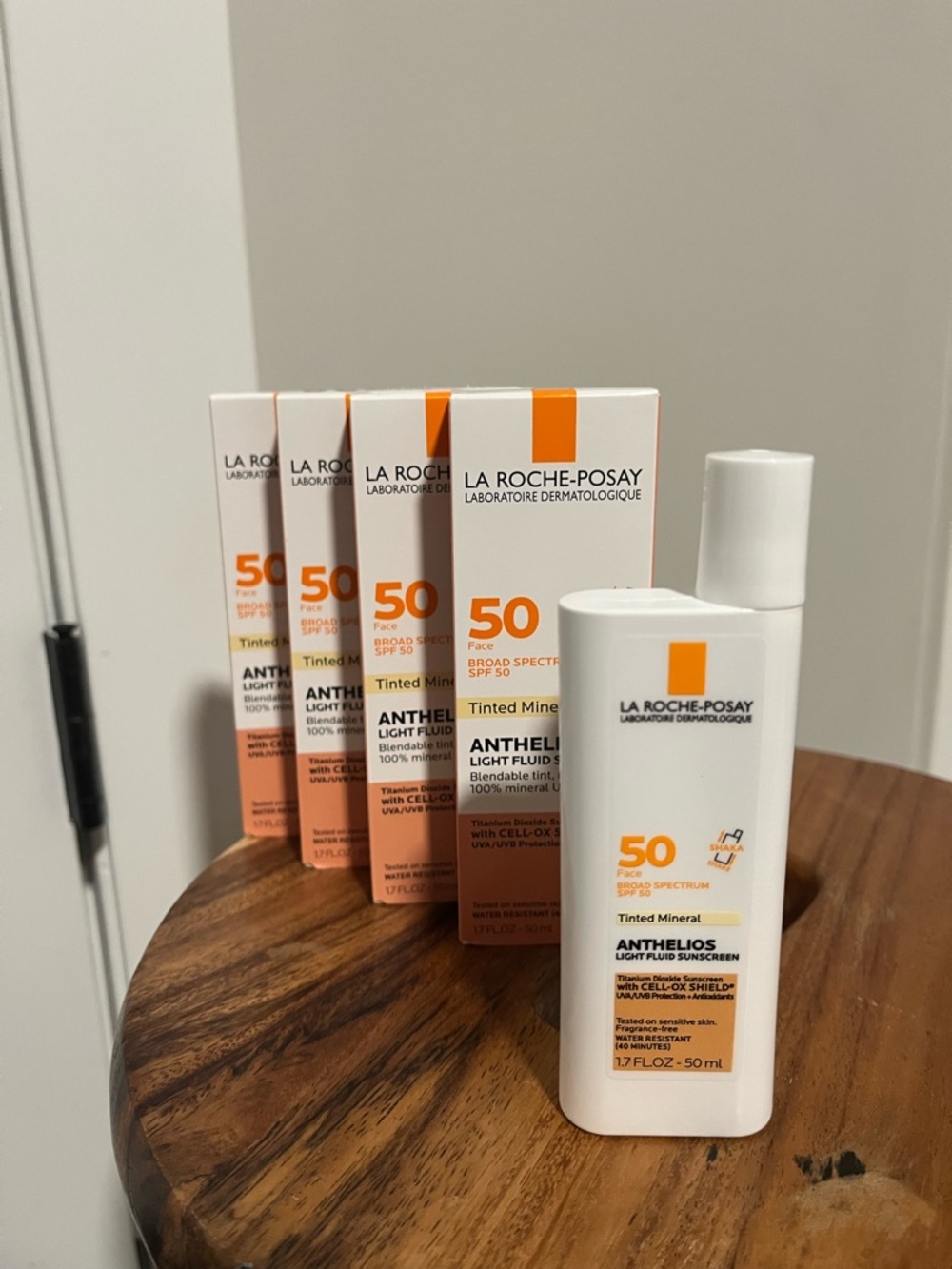 ONE La Roche-Posay Anthelios Tinted Mineral SPF 50 - Cream Tint (50 ml)